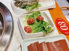 -周记潮汕牛肉·小龙虾烧烤(九亭金地广场店)