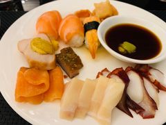 -圣丰索菲特·2 On 988 Café 自助餐厅