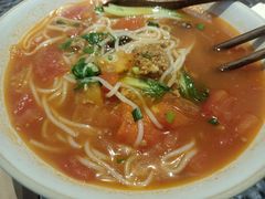 -粉八·云南米线·建水烧烤(常熟路店)