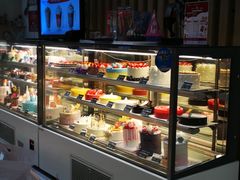 面包甜点陈列柜-白骑士欧洲蛋糕店(夏威夷店)