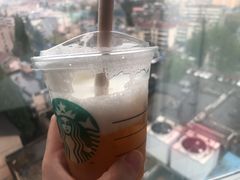 -星巴克臻选(南京金茂览秀城店)
