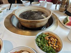 -天宜隆蘑菇宴火锅(石景山旗舰店)