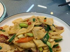 -民间瓦缸煨汤館(嵩山路店)