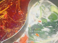 -钢管厂五区小郡肝串串香(蜀都万达店)