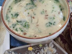 -鹊华居·地道鲁菜·海鲜·融合味(大明湖店)