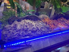 -爱有声毛肚串串火锅自助(龙之梦大都汇店)