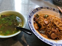 小牛汤-腔调面(斜土路店)