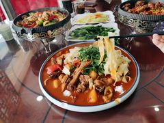 -撒拉人家.酸菜牦牛肉火锅