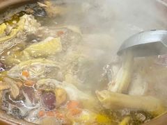 -威邵鸡煲(西华路总店)
