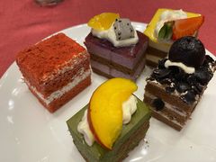 -曲江惠宾苑宾馆(大雁塔大唐不夜城店)