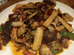-十三式重庆江湖菜(金茂览秀城店)