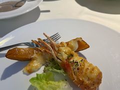 -MONICH牛排融合餐厅(和义大道购物中心店)