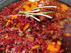 -四小区火锅·巷子里的重庆火锅(花照壁店)