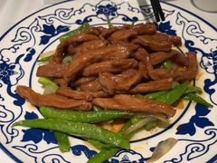 杭椒炒牛柳-西湖春天•老字号杭州菜(百汇店)