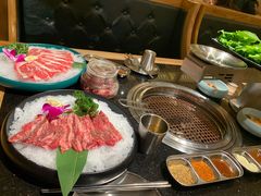 -韩烧牛中牛·甄选黑牛烤肉(黑金店)