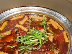 -老船舫·现做活鲜鱼馆(东郊记忆店)