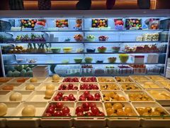 -涨巢·潮玩水疗局