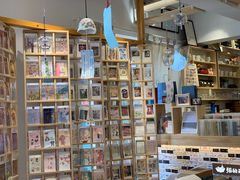 -猫的天空之城概念书店(束河店)