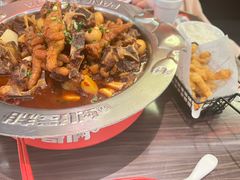 -胖哥俩肉蟹煲(湖滨银泰in77店)