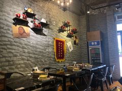 -巴四老城区炭火蛙锅(张江店)
