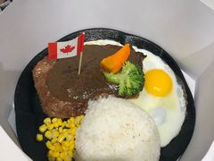 -汤姆家的牛排意面披萨(新城市广场店)
