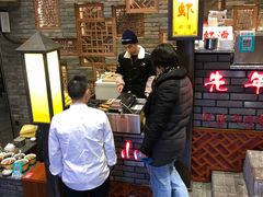 -八一路好吃街(雨田商务大厦店)