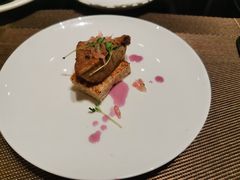 -大中华希尔顿酒店-念自助餐·嗨啤·小龙虾