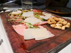 -Erman岩烧牛排(虹桥南丰城店)