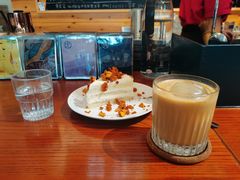 -Be Lived Cafe比例咖啡(摩天轮店)
