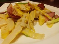 -郑庄脂渣海鲜楼(九水路店)
