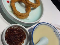 豆汁儿焦圈儿-四世同堂·京菜·烤鸭(双井店)
