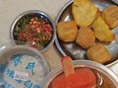 -余庆小吃(小吃一条街店)