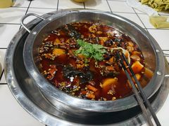 -晓彭肥肠鸡·泡椒鸡火锅(水木天地店)