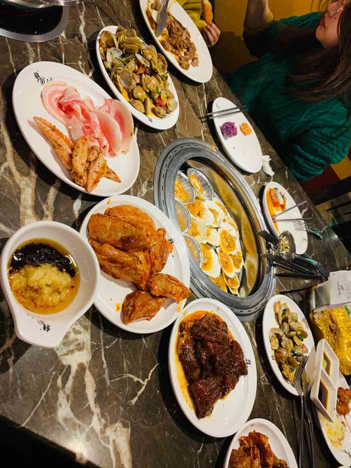 韩厨缘素牛排烤肉海鲜自助美食百汇-"之前跟朋友一起去吃的午餐,食品
