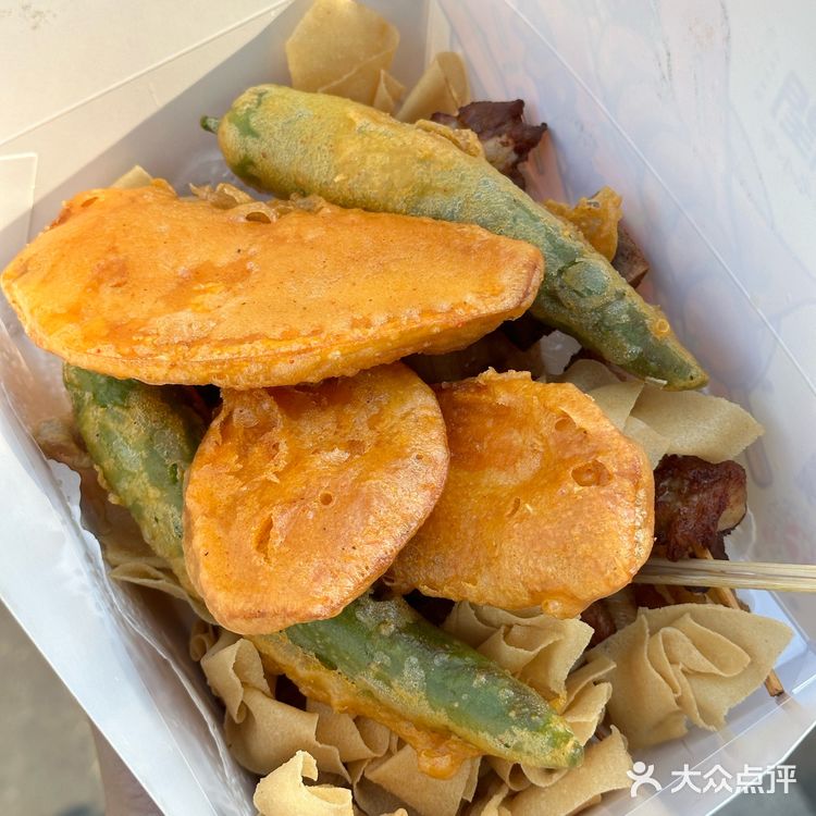 顺德土著带路。。大润炸猪肉集合店！