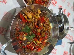 -堂瓦里·33年传统赣菜(第一街区店)