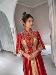 -艾米丽婚纱礼服