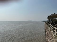 -鹰龙海畔度假酒店(咸祥店)