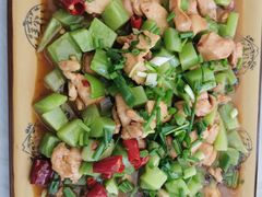 宫保鸡丁-老成都郑师傅川菜饭店
