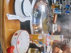 -炖四方东北铁锅炖·烧烤小龙虾(中豪国际店)