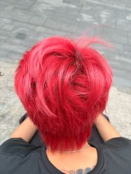 -首脑美发沙龙