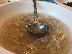 -山明水秀大饭店