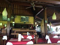 -Pundi Pundi Restaurant