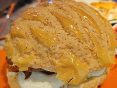 芝士鸡扒菠萝包-伯友茶记(中华广场店)