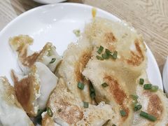 -三好食堂(煎饺·馄饨·肉饼米线·盛世广场店)