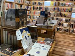 -猫的天空之城概念书店(苏州平江店)