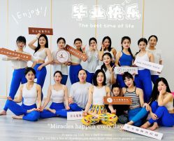 -亚太瑜伽普拉提学院