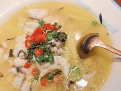 -川流不息·地道川菜·小龙虾(松东路店)