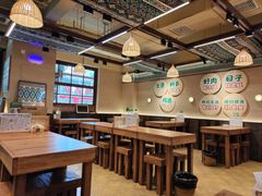 -云阿蛮云南生烫牛肉米线(奉贤路店)