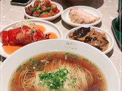 -松鹤面馆·古法焖肉面(观前店)